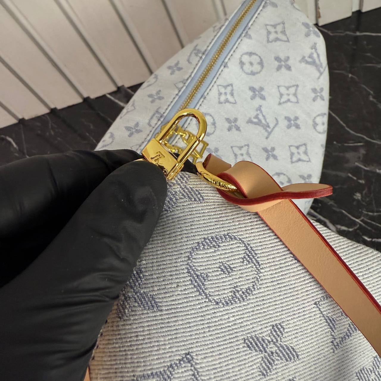 Louis Vuitton Coussin Hobo MM Denim