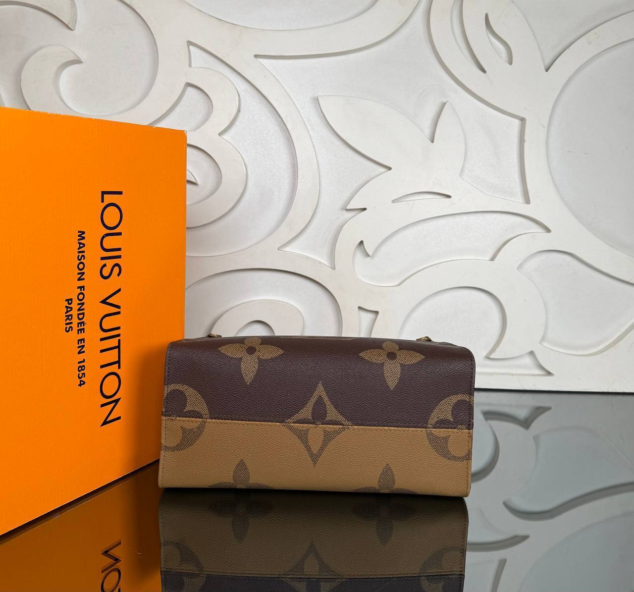 Louis Vuitton OnTheGo PM