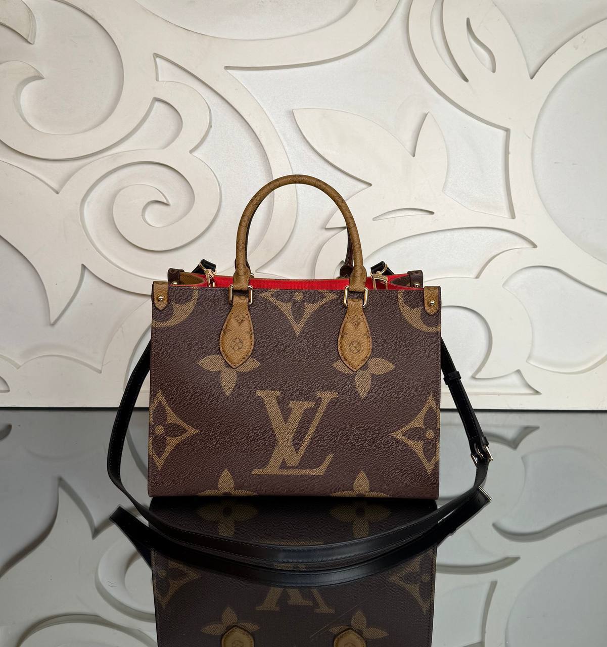 Louis Vuitton OnTheGo PM