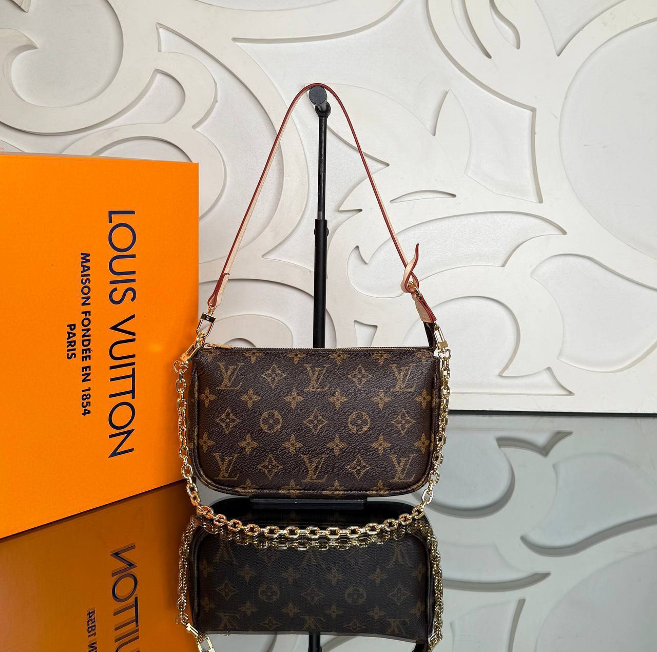 Louis Vuitton Pochette Accessories