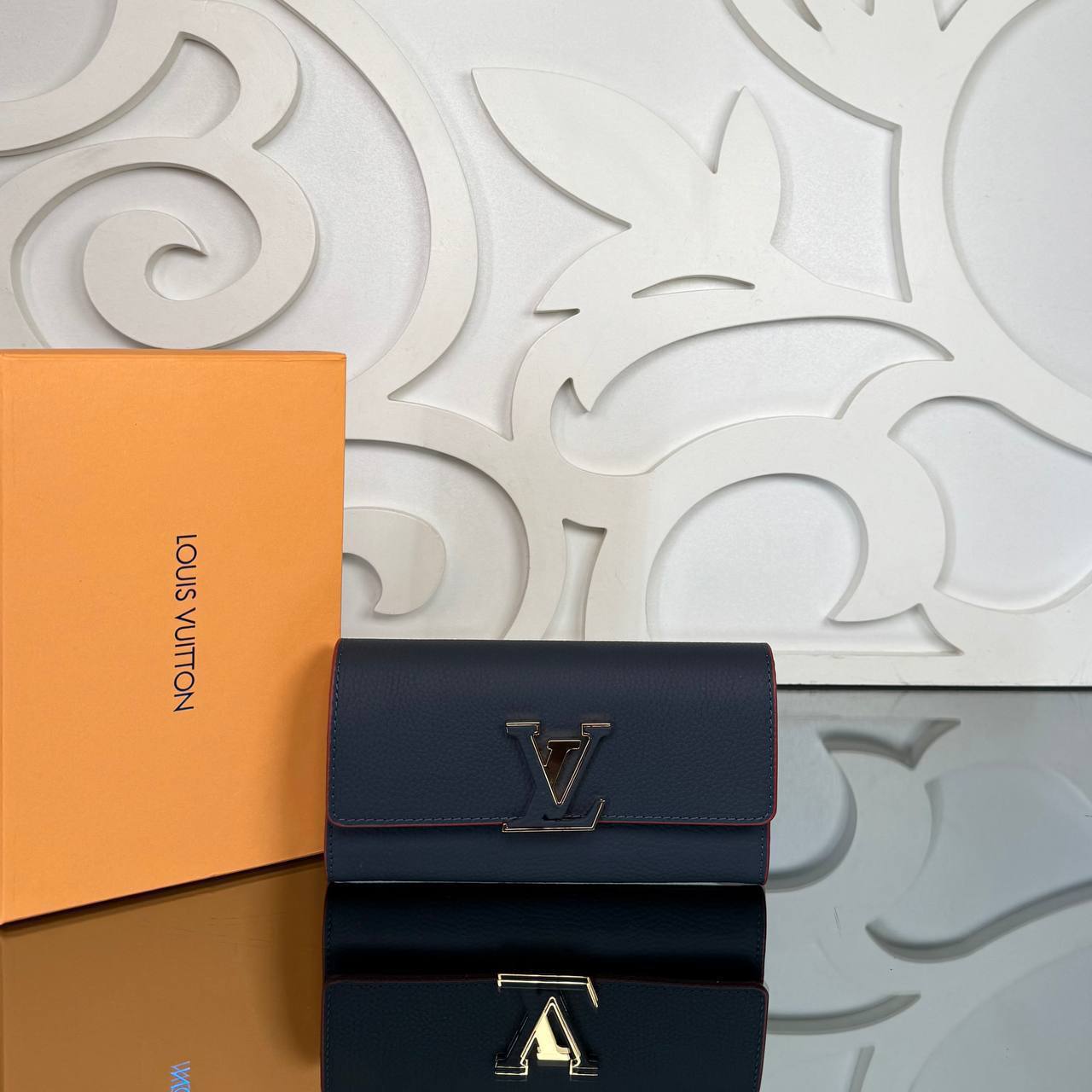 Louis Vuitton Capucines Wallet