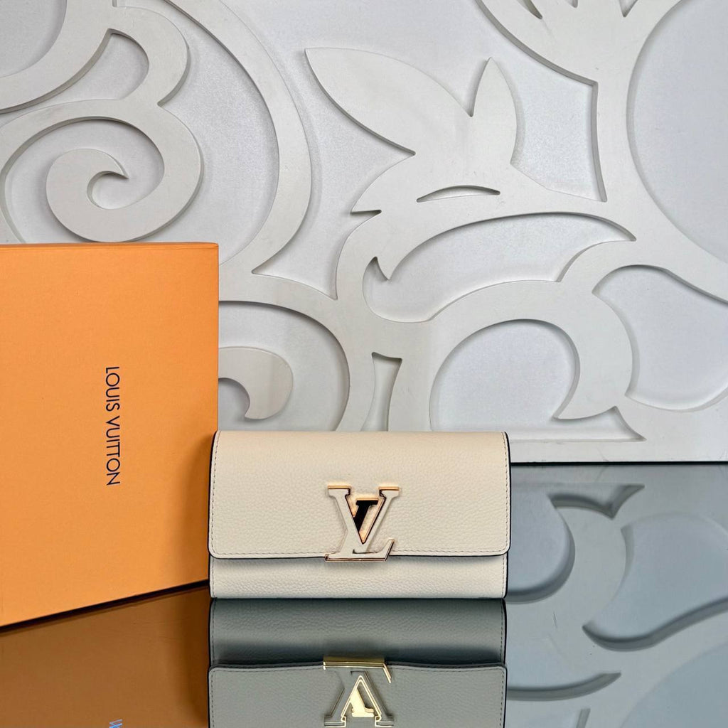 Louis Vuitton Capucines Wallet