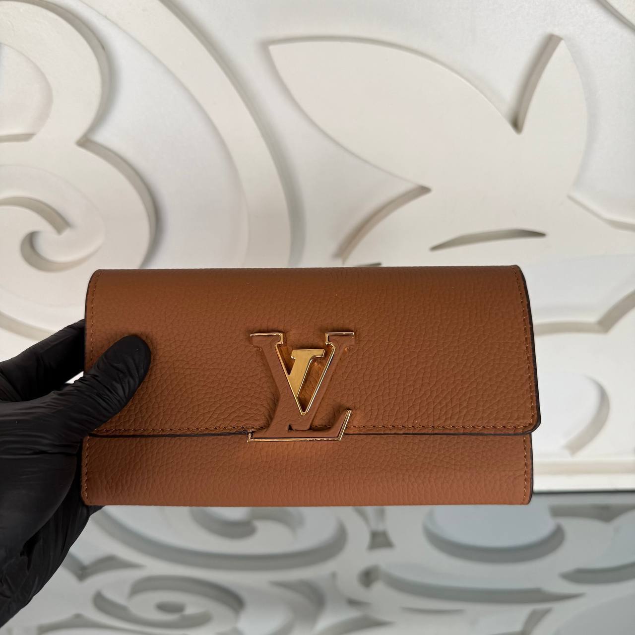 Louis Vuitton Capucines Wallet