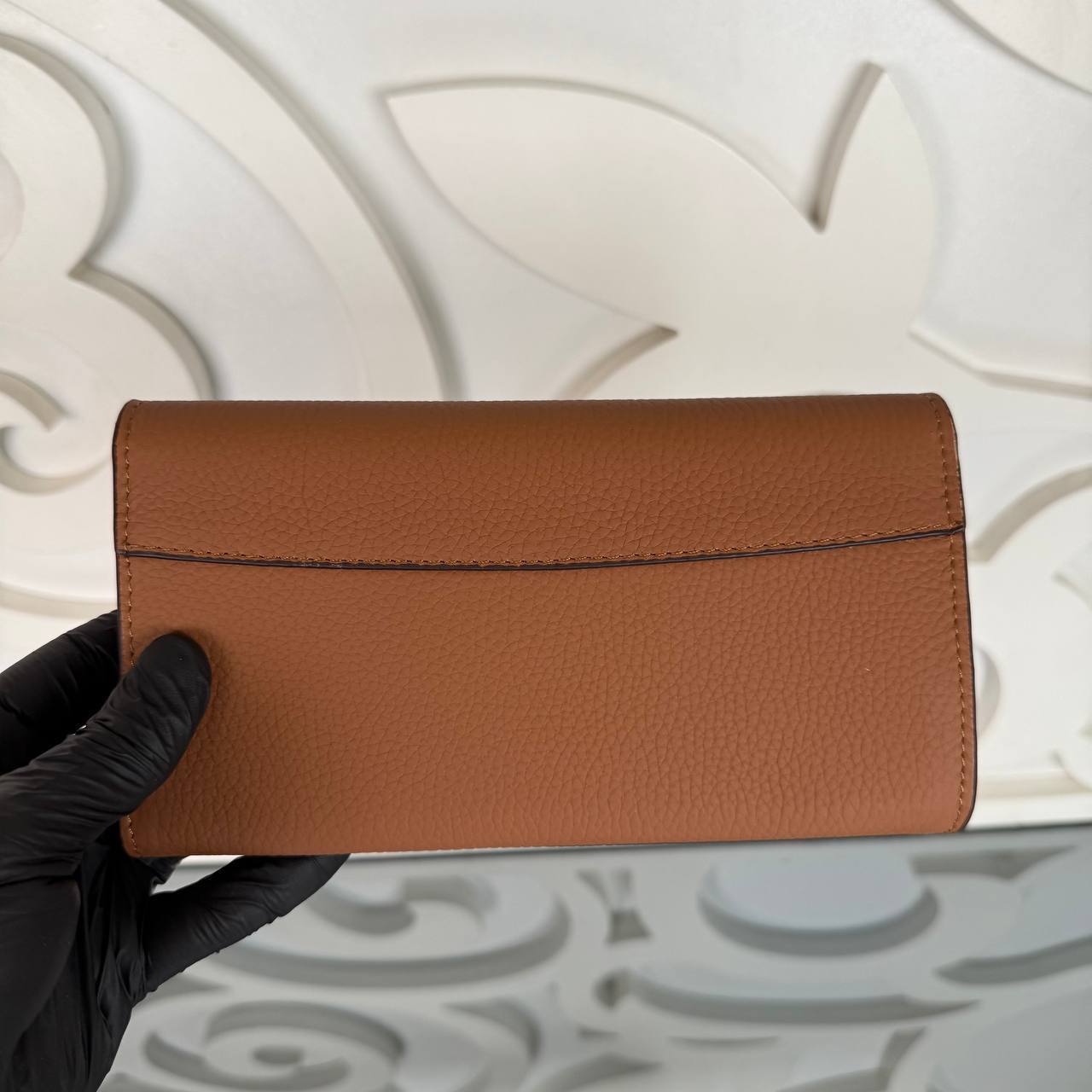 Louis Vuitton Capucines Wallet
