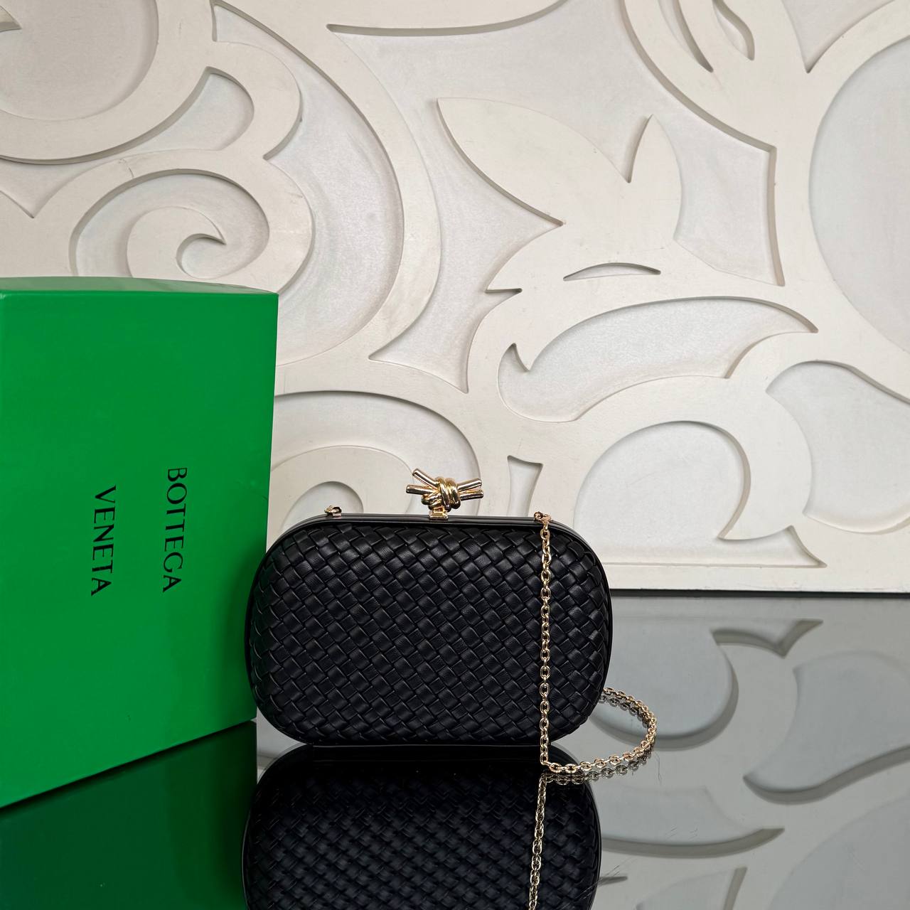 Bottega Veneta Plisse Knot Clutch Medium