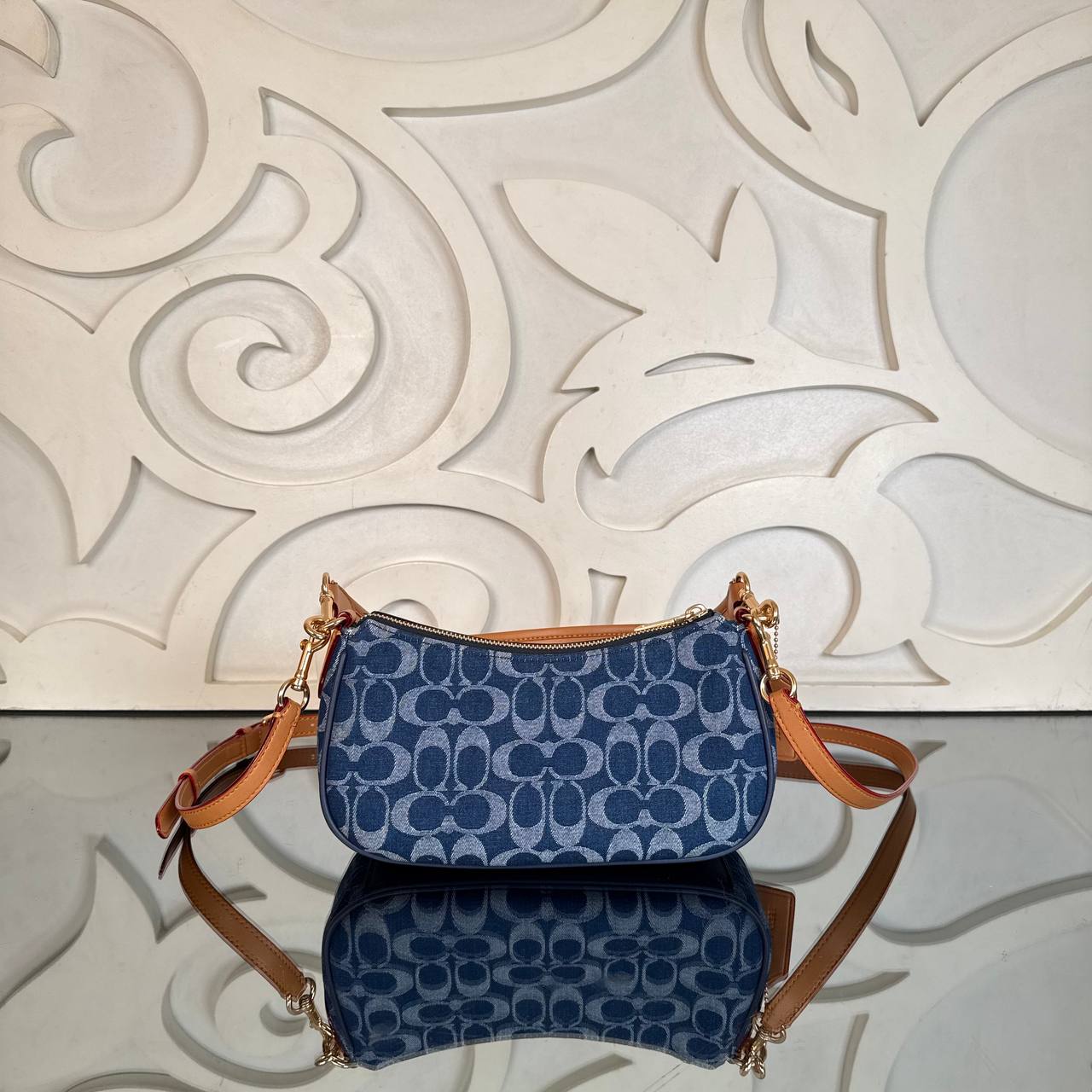 Coach Ashton Shoulder Bag
