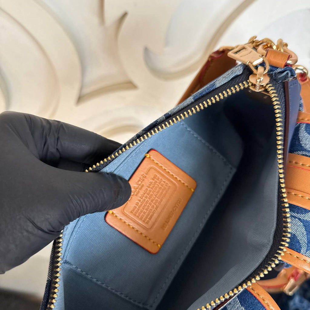 Coach Ashton Shoulder Bag