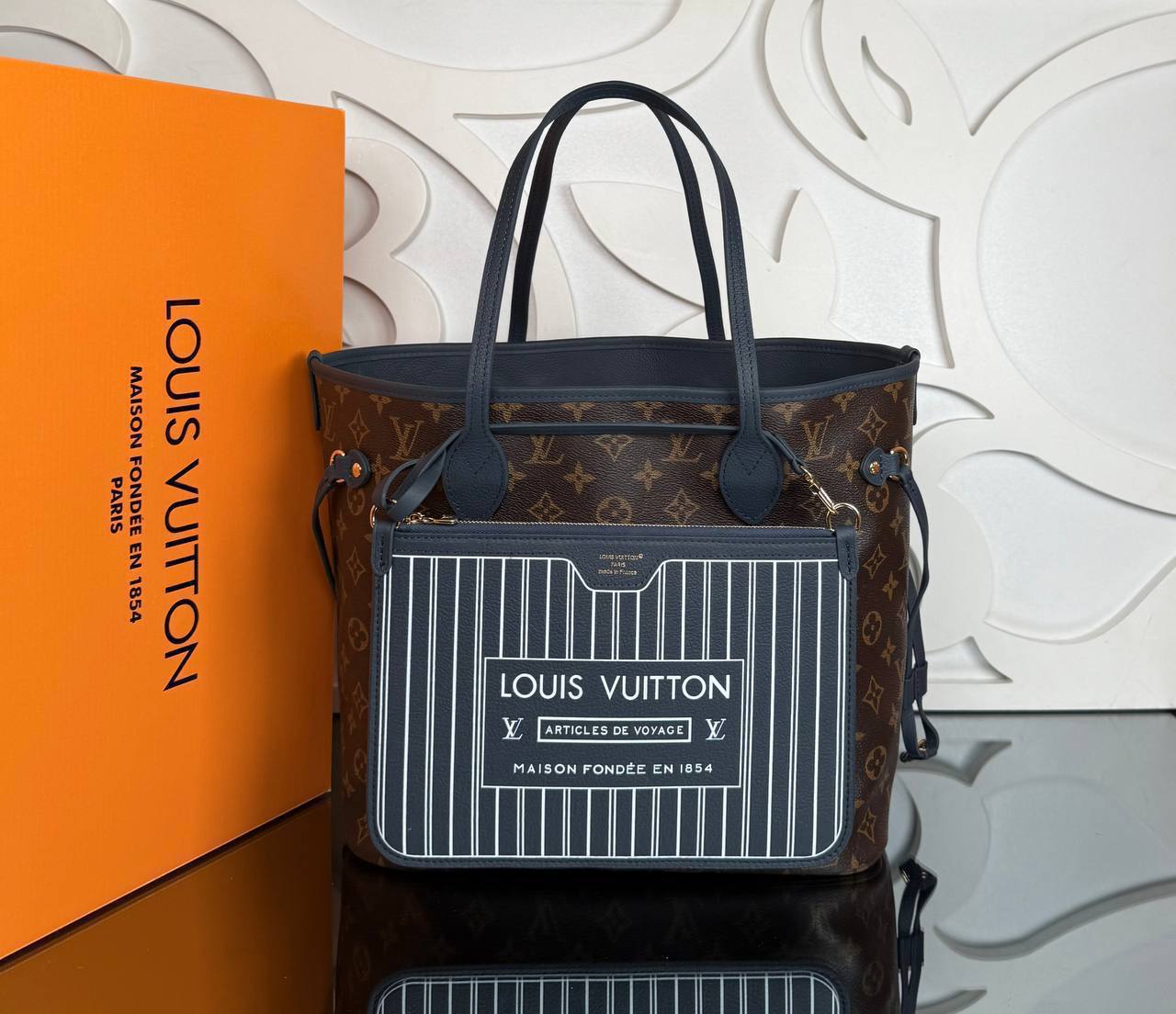 Louis Vuitton Neverfull Inside Out MM