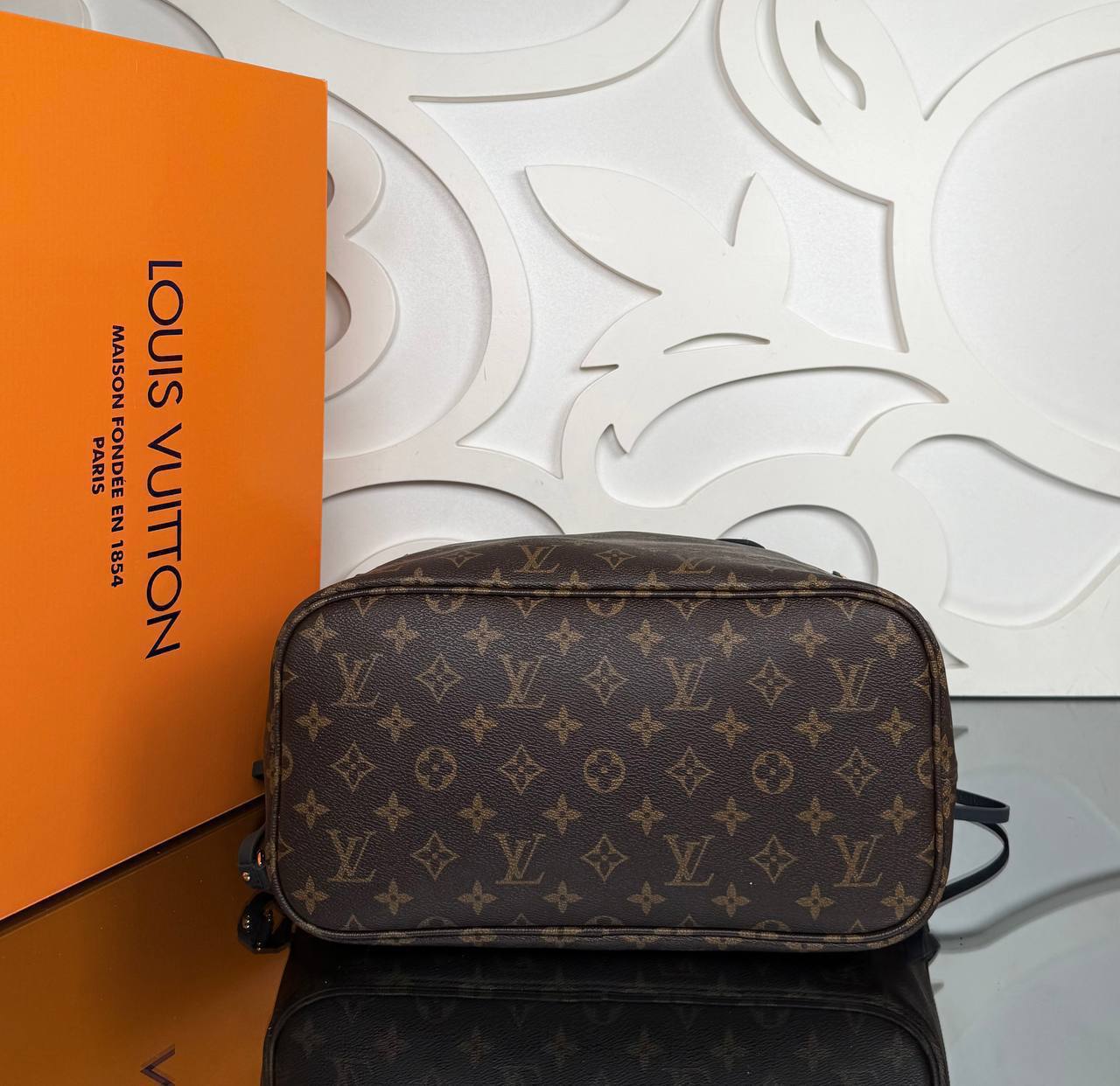 Louis Vuitton Neverfull Inside Out MM