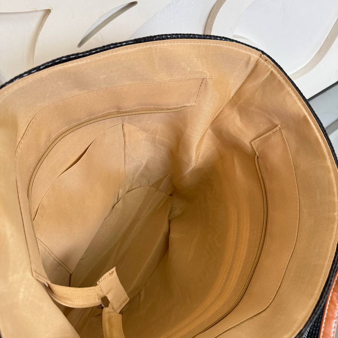 Christian Dior Beach Tote Bag with Hat (Bag/Hat Set)