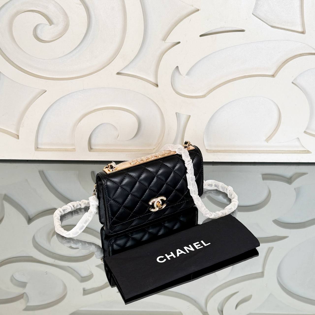 Chanel Coco Wallet on Chain with Crystal Embroidery