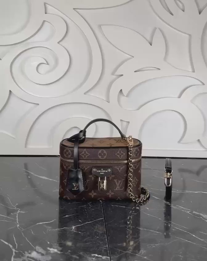 Louis Vuitton Vanity Chain Pouch